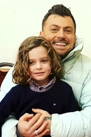 保罗·达南（Paul Danan）为9岁儿子筹集的众筹资金仅为3000英镑